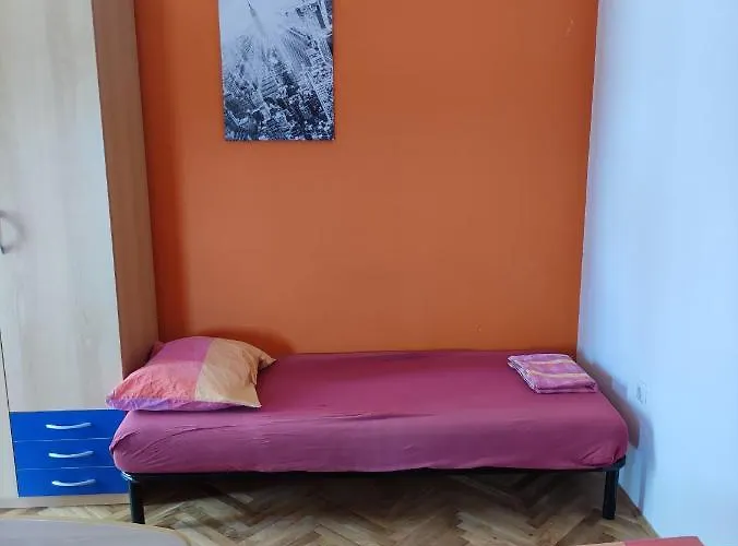 Eros Guest house 2*
