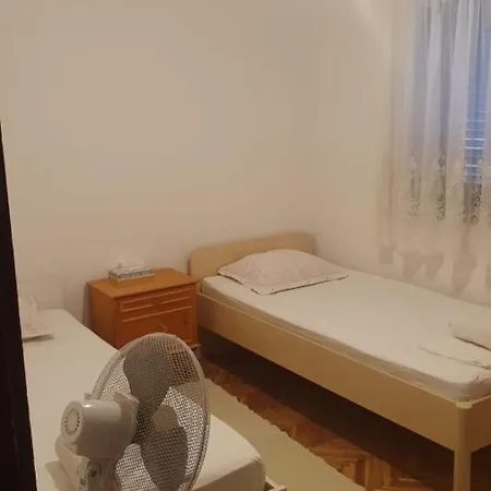 Eros Πανσιόν Σπλιτ