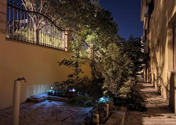 Eros Πανσιόν Σπλιτ